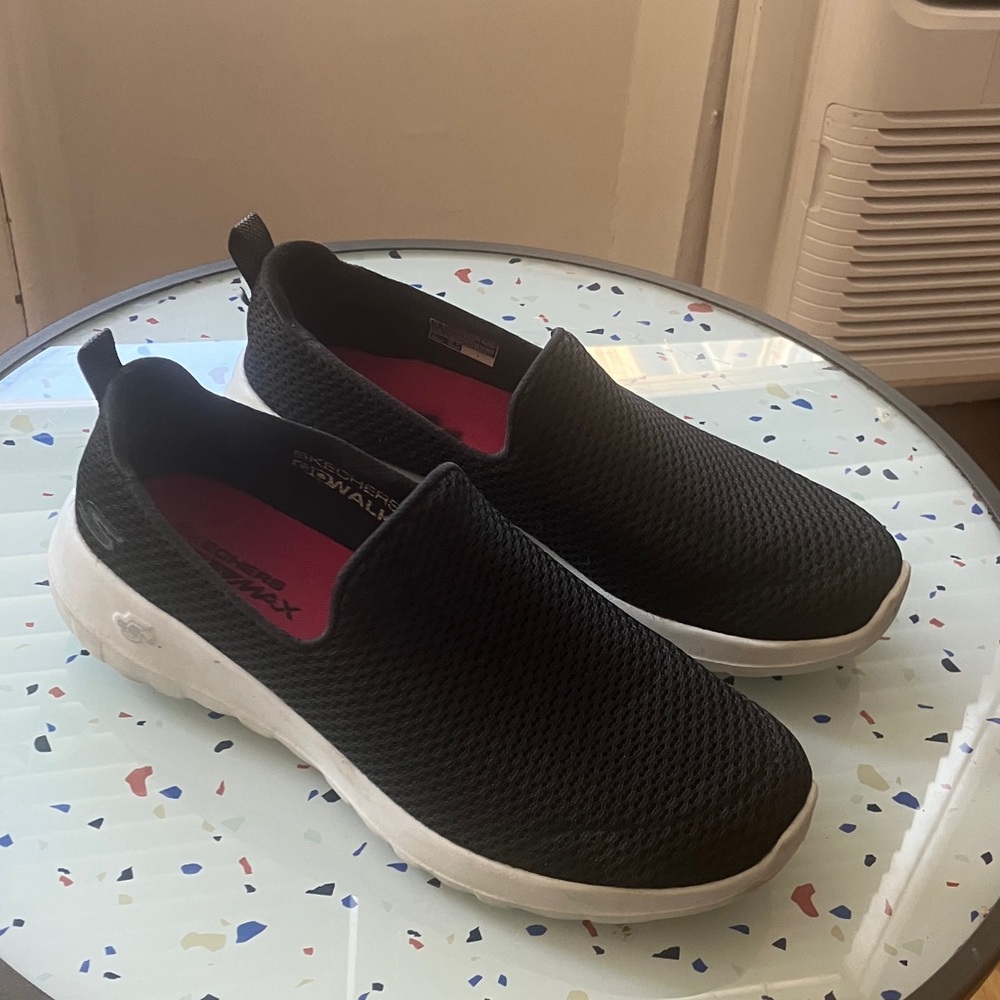 Skechers Go Walk Joy Women's Black and White Slip-On Sneakers - Picture 2 of 6